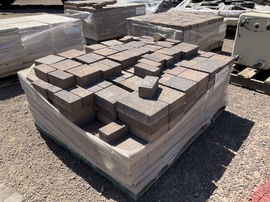 PALLET OF STONE PAVERS