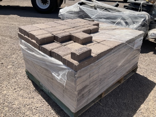 PALLET OF STONE PAVERS