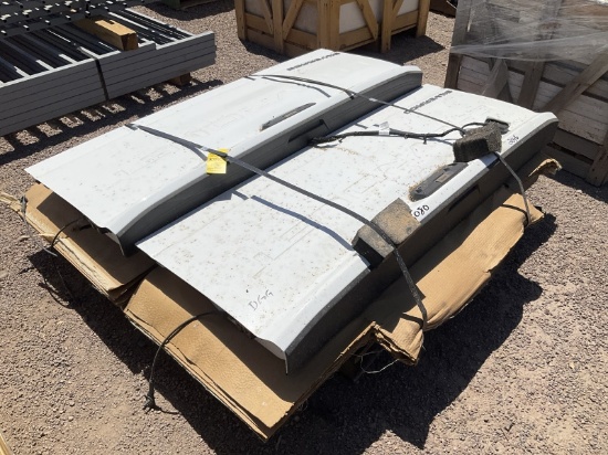 PALLET OF CHEVROLET TAILGATES
