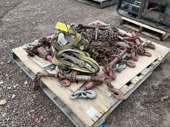 PALLET OF CHAINS & BINDERS