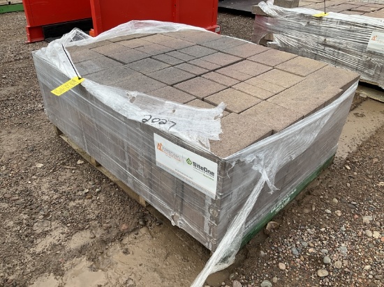 PALLET OF STONE PAVERS