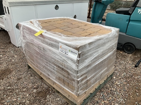 PALLET OF STONE PAVERS