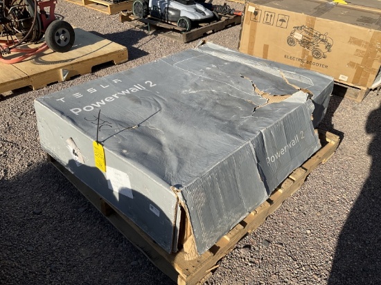 Tesla Power Wall 2 Battery