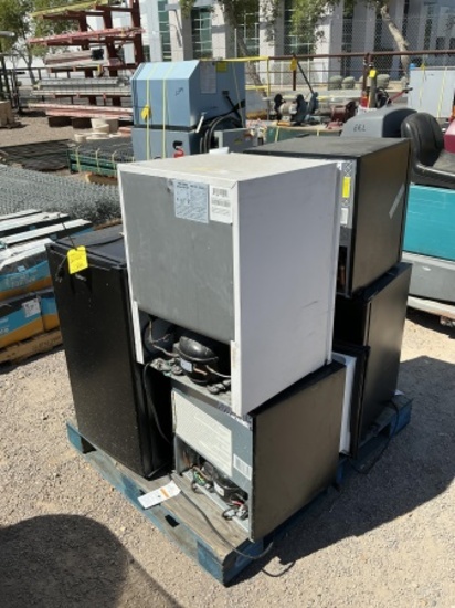 Pallet Of Asst Mini Fridges