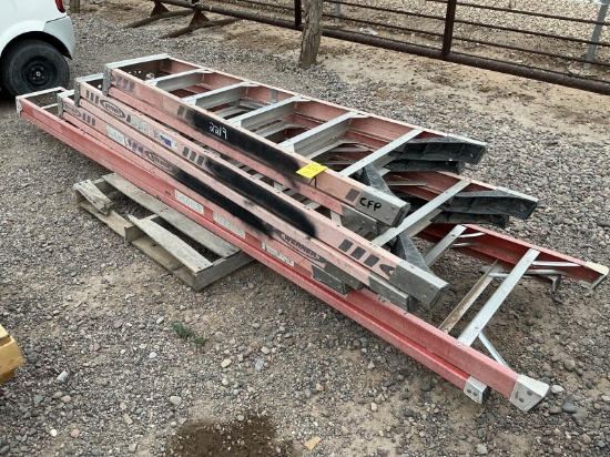 Pallet Of Asst Step Ladders