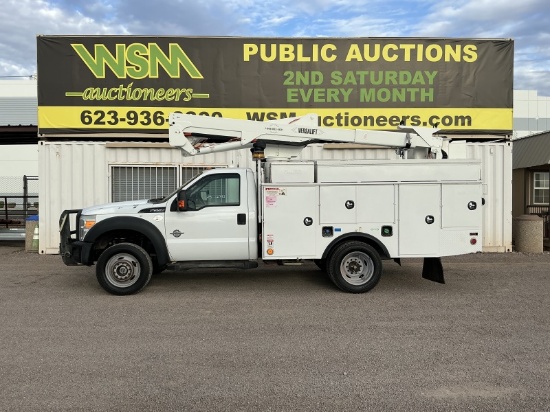2016 Ford F-550 Super Duty Bucket Truck