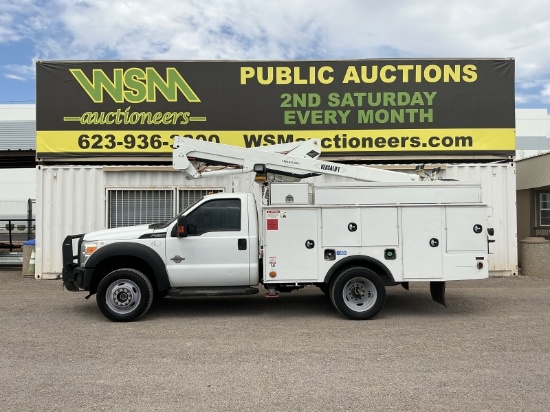 2016 Ford F-550 Super Duty Bucket Truck