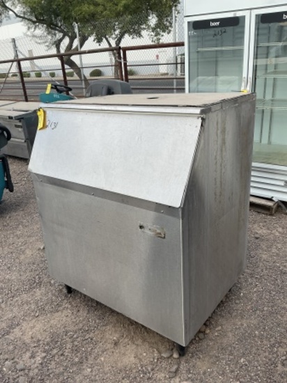 ICE STORAGE BIN
