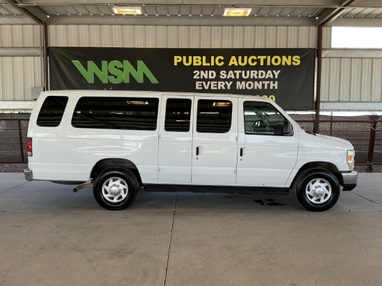 2009 Ford E-350 Passenger Van