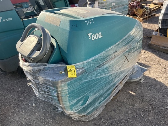 TENNANT T600E WALK BEHIND FLOOR CLEANER