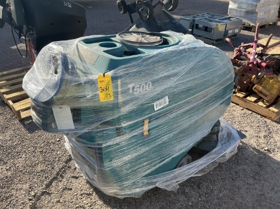 TENNANT T500E WALK BEHIND FLOOR CLEANER