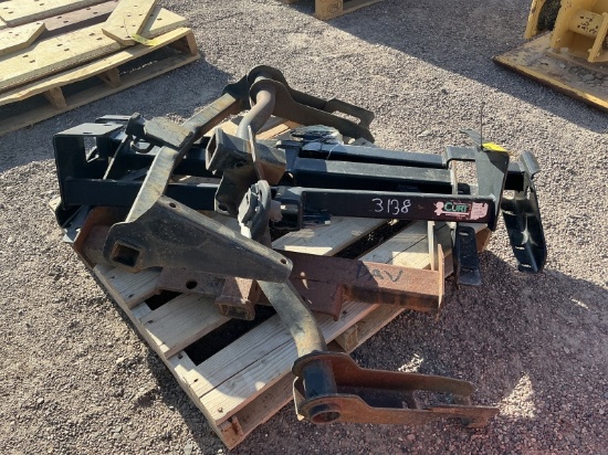 PALLET OF ASST HITCHES