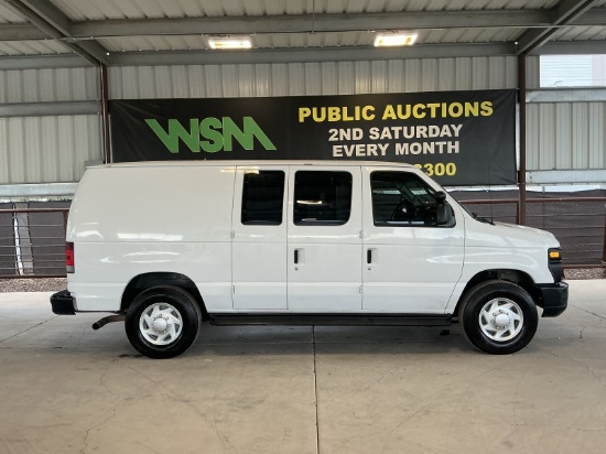 2009 Ford E-350 Cargo Van