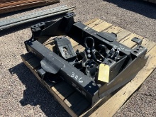 CURT TRUCK HITCHES & TOW HOOKS