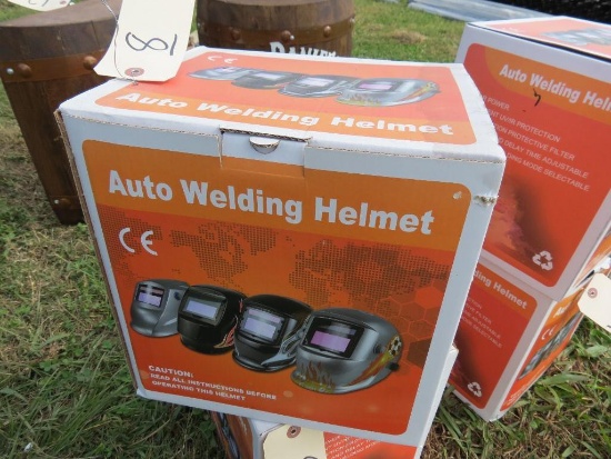 AUTO DARKENING WELDING HELMET