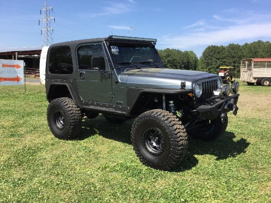 2001 JEEP WRANGLER (AT, 2 DR HARDTOP, 4X4, NEW TIRES, WARN VR8000-5 WINCH,