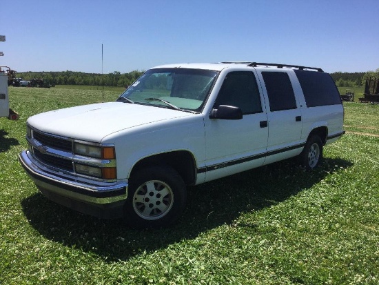 1995 CHEV SUBURBAN (MILES READ 200967, VIN-3GNEC16K6SG105384)