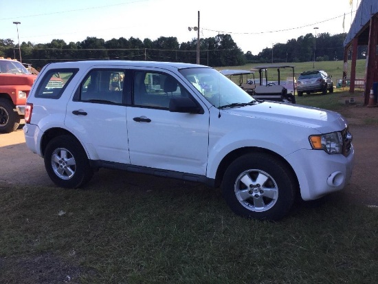2010 FORD ESCAPE (AT, 2.5L) VIN-1FMCU0C79AKA93208, MILES READ 192258