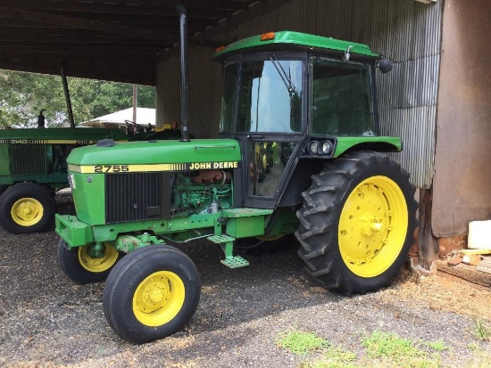 JOHN DEERE 2755 TRACTOR