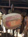 2 TON CHAIN HOIST (WORKING CONDITION)