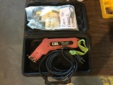 FABRIC CUTTER