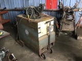 MILLER CP 300 TS DC WELDER (NEEDS REPAIR)
