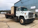 1992 FORD L8000 FLATBED (FORD DIESEL, MANUAL TRANSMISSION, MILES READ 546242, VIN-1FDXR82A3NVS16918,