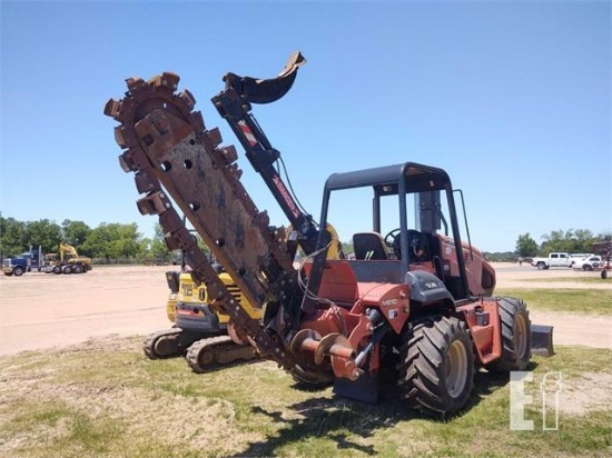 2013 DITCH WITCH RT95 w/M91C TRENCHER