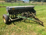 JOHN DEERE 16-7B GRAIN DRILL (9.5FT)