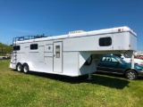30FT 4 HORSE STRAIGHT LOAD GN TRAILER W/LIVING
