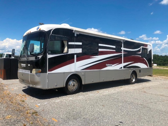 1999 ENDEAVOR BY HOLIDAY RAMBLER MOTOR HOME (FREIGHTLINER CHASIS, CUMMINS 350HP DIESEL W/BANKS TURBO