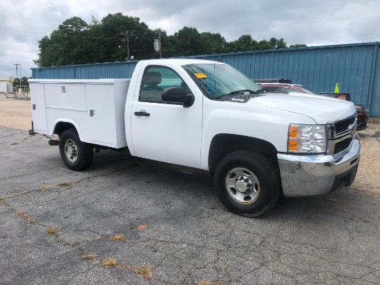 2008 CHEVROLET 2500 SERVICE TRUCK (AT, 6.0L VORTEC, 8' SERVICE BED, MILES READ-236102,