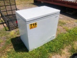 BLACK & DECKER CHEST TYPE FREEZER R1