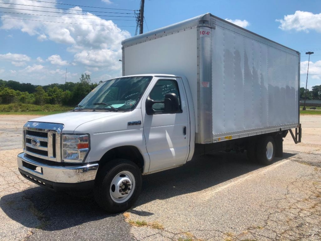 2017 ford e350 box truck