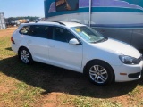 2014 VOLKSWAGON JETTA SPORT WAGEN**SALVAGE TITLE**