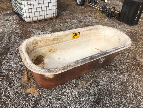 CAST IRON BATH TUB