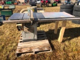 DELTA UNISAW TABLE SAW (WORKS GOOD)