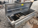 ADRIAN CROSSOVER TRUCK TOOLBOX