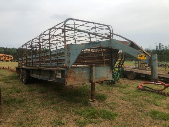 NECKOVER 24' STOCK TRAILER **NO TITLE**