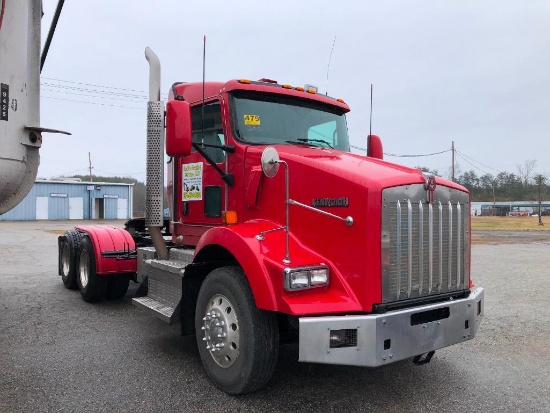 2012 KENWORTH T800 DAYCAB ROAD TRACTOR