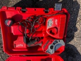 MILWAUKEE PVC CORDLESS PIPE CUTTER