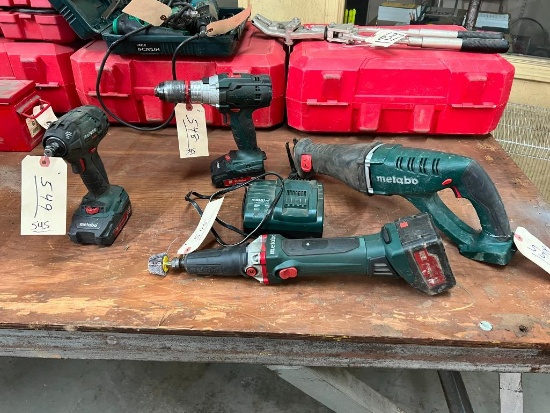 METABO 18V POWER TOOLS (IMPACT, DRILL, SAW, OSCILLATING TOOL, 3 BATTERIES, CHARGER)