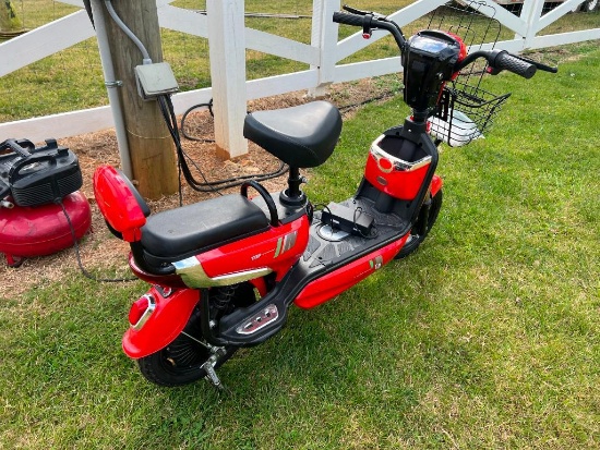 2021 ELECTRIC SCOOTER (CHARGER, UNUSED)