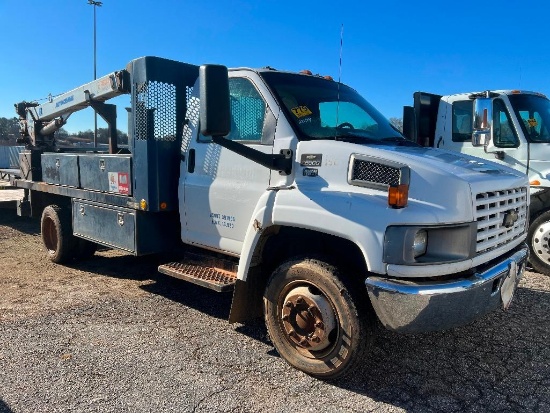 2004 CHEVROLET C5500 CRANE TRUCK