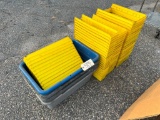 GROUP-PLASTIC TUBS & TRAYS