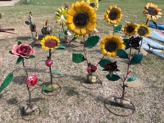 4PC SUNFLOWER/ROSE METAL YARD ART