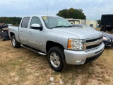 2011 CHEVROLET SILVER 1500 LTZ **SALVAGE TITLE** (SALVAGE TITLE-WATER, AT, 4WD, 4DOOR, MILES READ-22