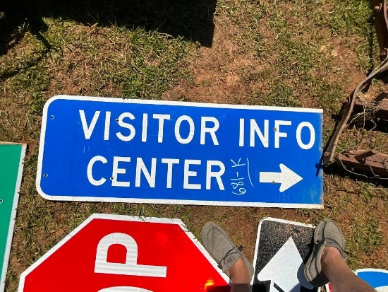 SIGN- VISITOR INFO CENTER