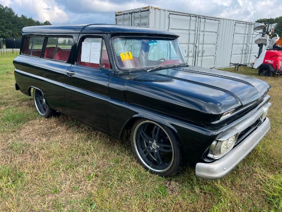 1965 GMC SUBURBAN (RESTORED, 2 DOOR, AT, RED