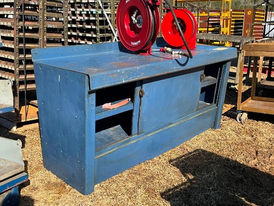 INDUSTRIAL METAL TABLE